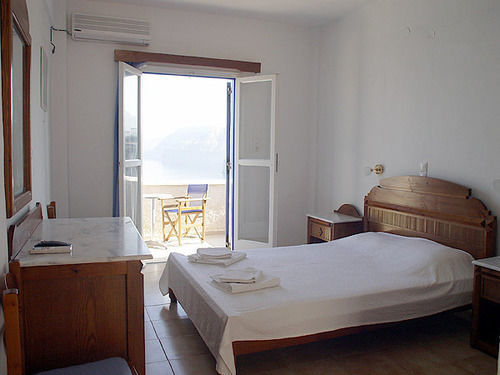 Atlantida Holiday Club Hotel Akrotiri  Exterior photo